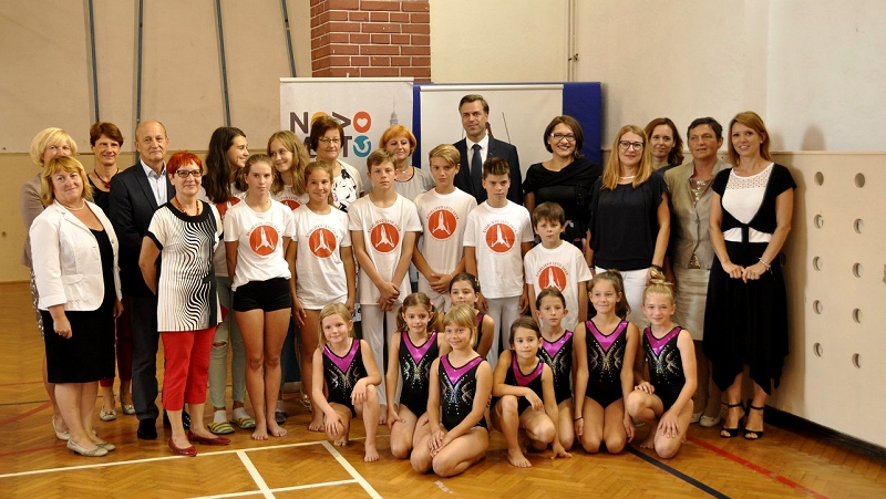 Mladi športniki - gimnastičarji