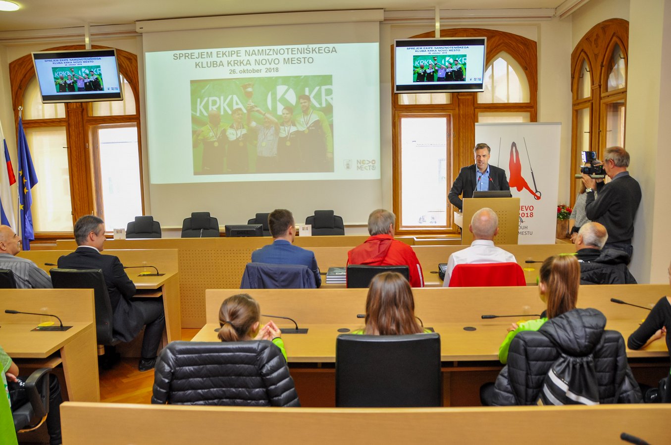 Župan Gregor Macedoni in člani NTK Krka Novo mesto