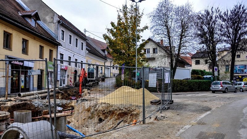 kastelečeva in rozmanova križišče