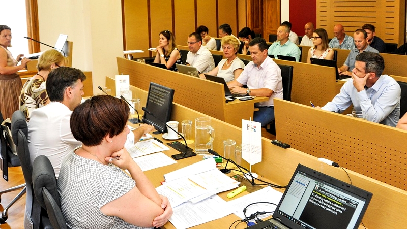 Občinski svetniki so na 6. redni seji