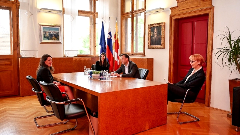 Simona Kustec_rotovž