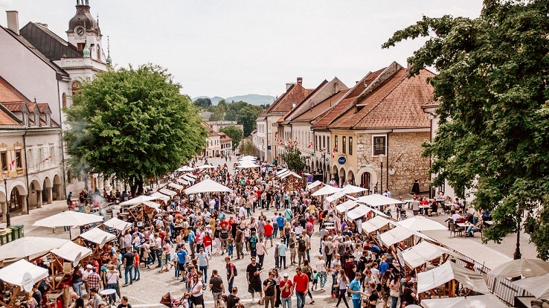 Odprta kuhan Novo mesto