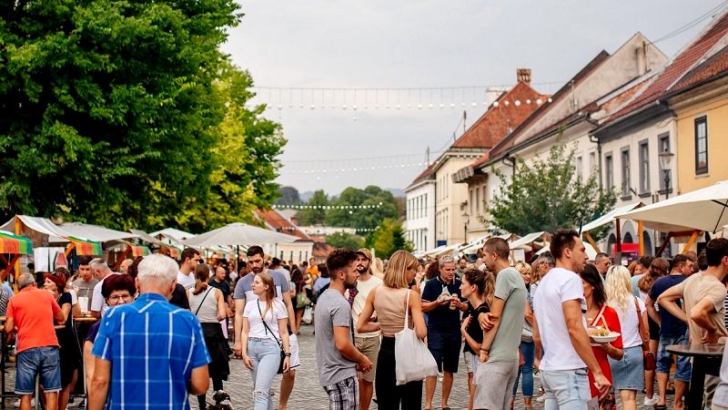 odprta kuhna avgusta- foto