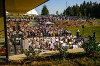 Publika na otvoritvi Bazena Novo mesto