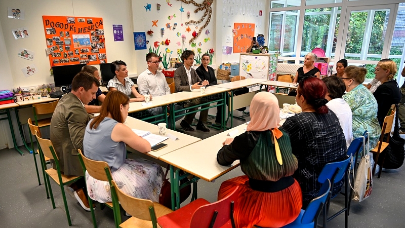 brezje Ministru izpostavili nujnost izobraževanja romskih otrok in sistemskih rešitev