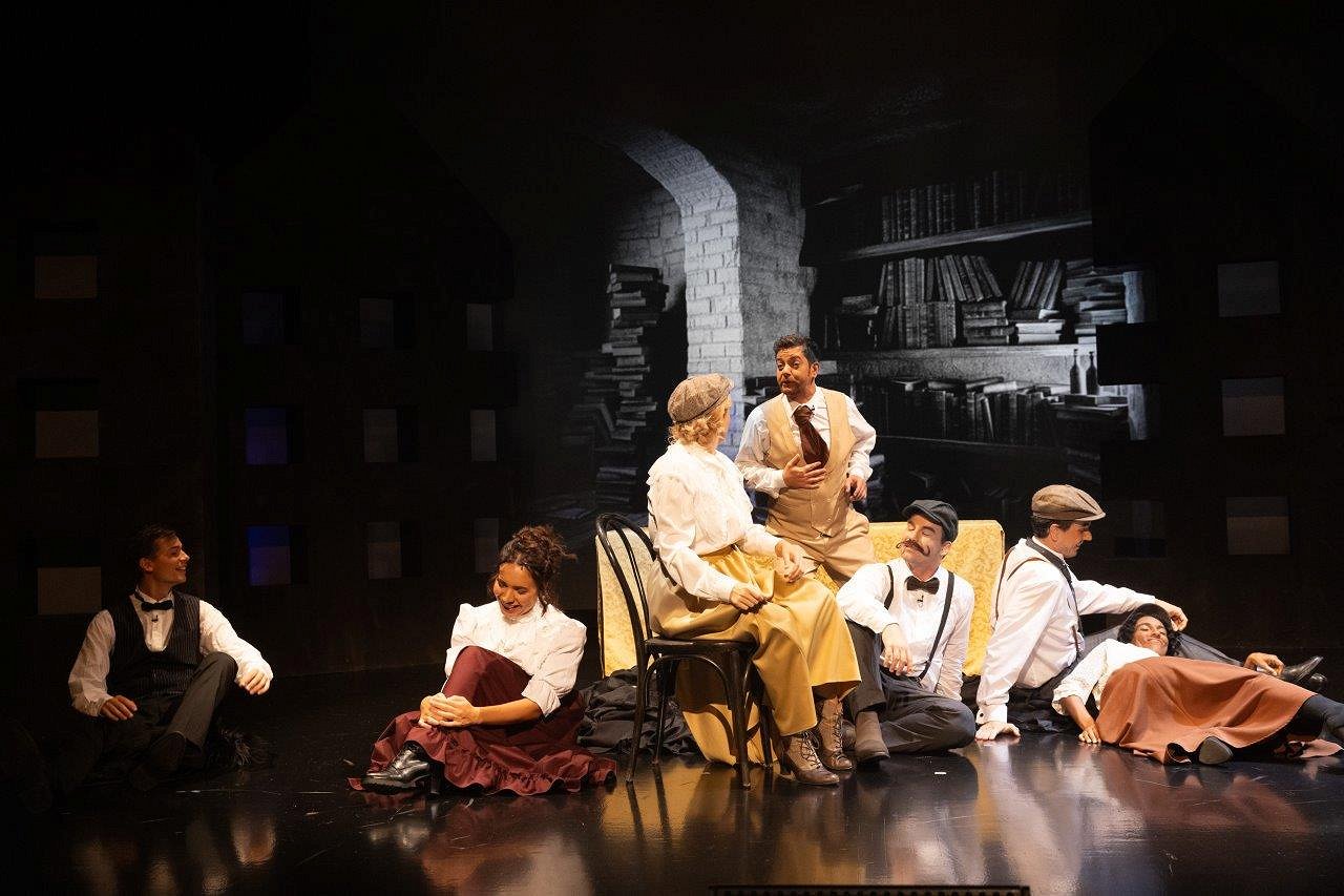 Kette 2 - Foto Boštjan Pucelj Kette 2 - Foto Boštjan Pucelj