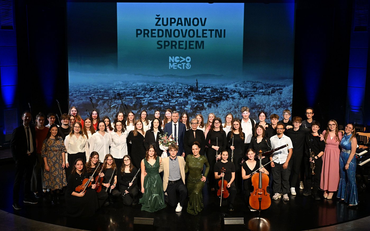 Županov prednovoletni sprejem 2025 Županov prednovoletni sprejem v znamenju ustvarjalnosti   