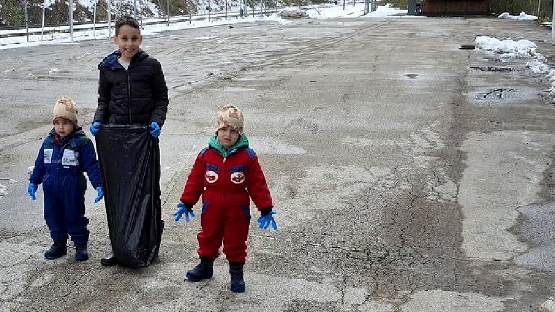  Očiščevalna akcija KS - Očistimo sosesko