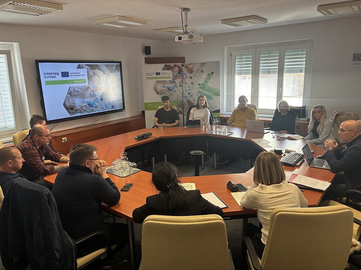  Projekt BEHAVE: Vedenje kot ključ do preprečevanja odpadkov v Novem mestu