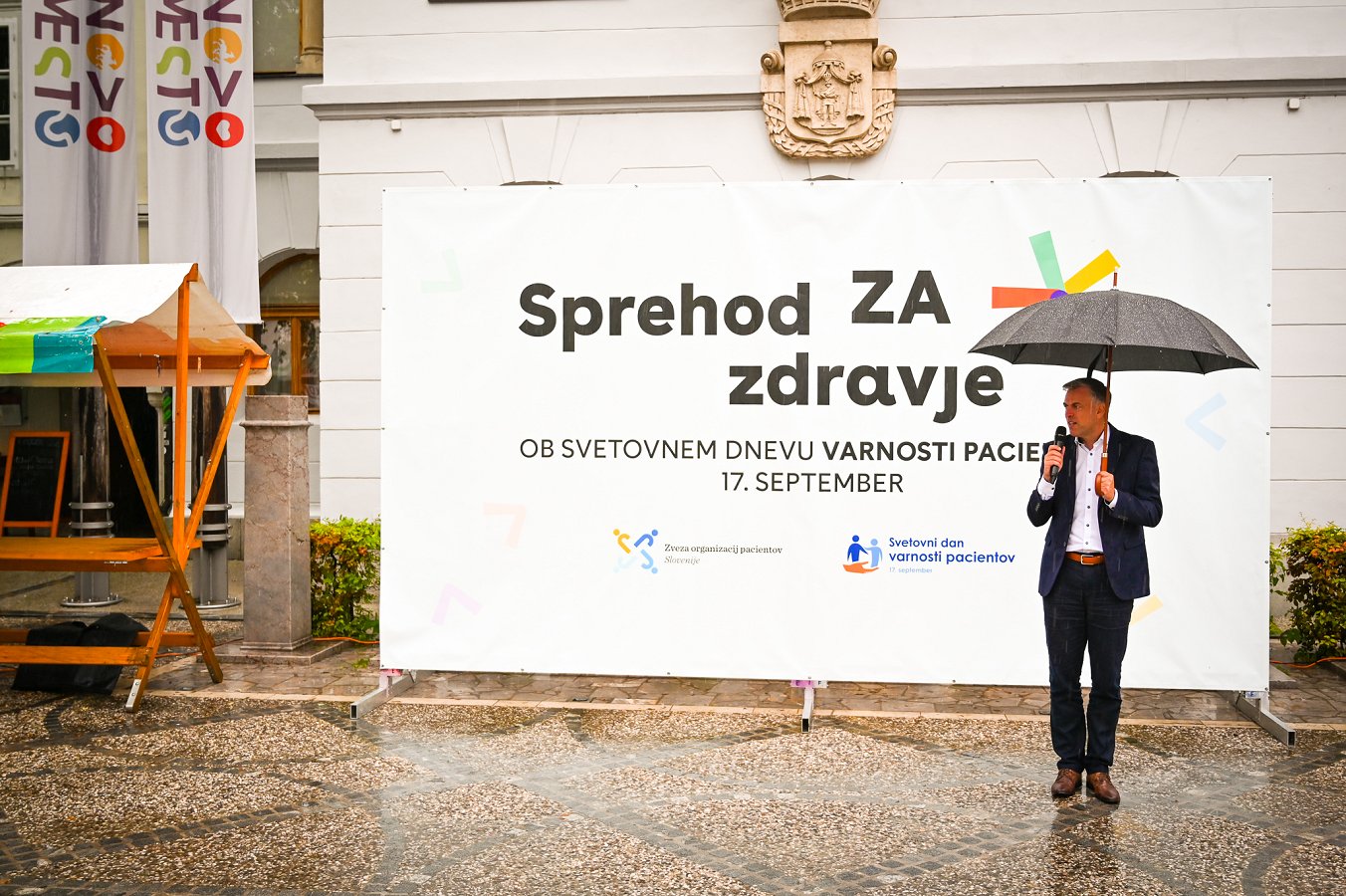 Na fotografiji je župan Macedoni med nagovorom ob Svetovnem dnevu varnosti pacientov Na fotografiji je župan Macedoni med nagovorom ob Svetovnem dnevu varnosti pacientov