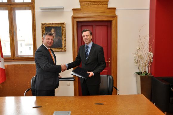 Podpis sporazumov o sofinanciranju Foto2.JPG